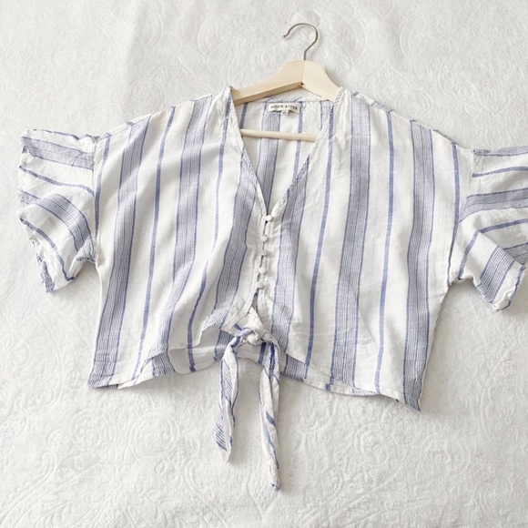 Moon River Blue and White Stripe Cotton Button Down Crop Top - Picture 4 of 10